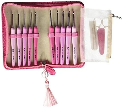 Best Crochet Hook Sets In 2023: Buying Guide